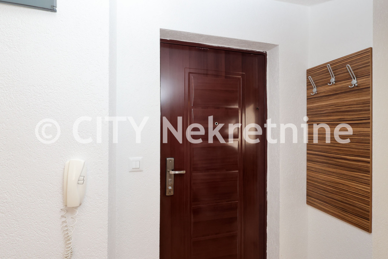 Dvosoban namješten stan - Novo Sarajevo - Velešići - 43 m2 16