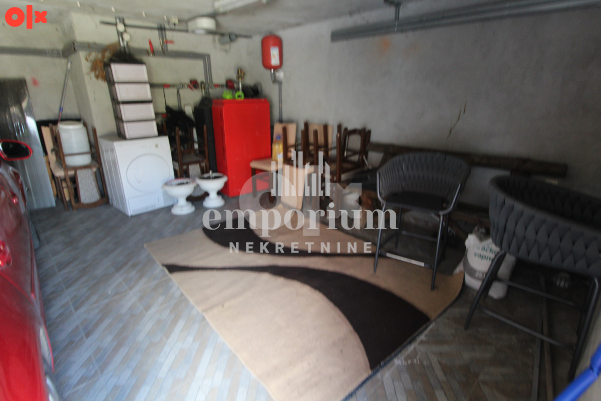 Moderna kuća površine 200 m2 na parceli od 2009 m2 ID: 2745/EN 15