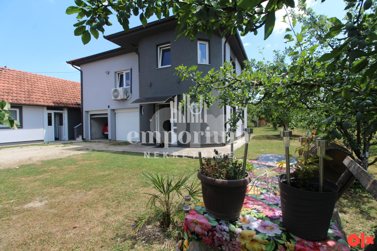 Moderna kuća površine 200 m2 na parceli od 2009 m2 ID: 2745/EN 2