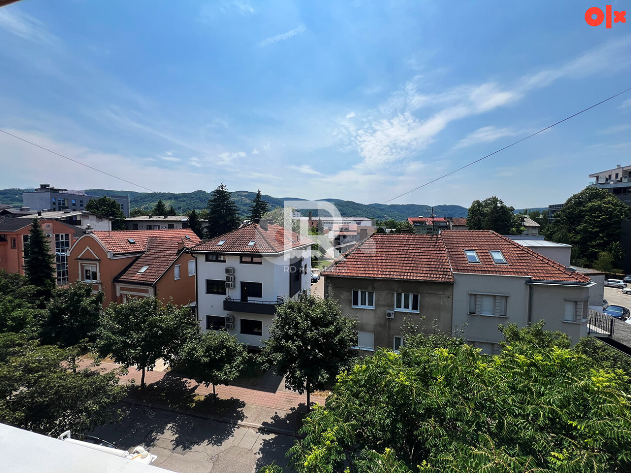 Na prodaju četverosoban stan u strogom centru, 99 m2 8