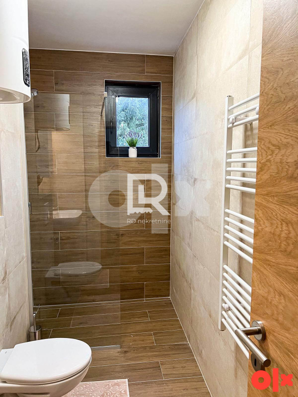 Na prodaju opremljen apartman na Jahorini, novogradnja 29 m2 11