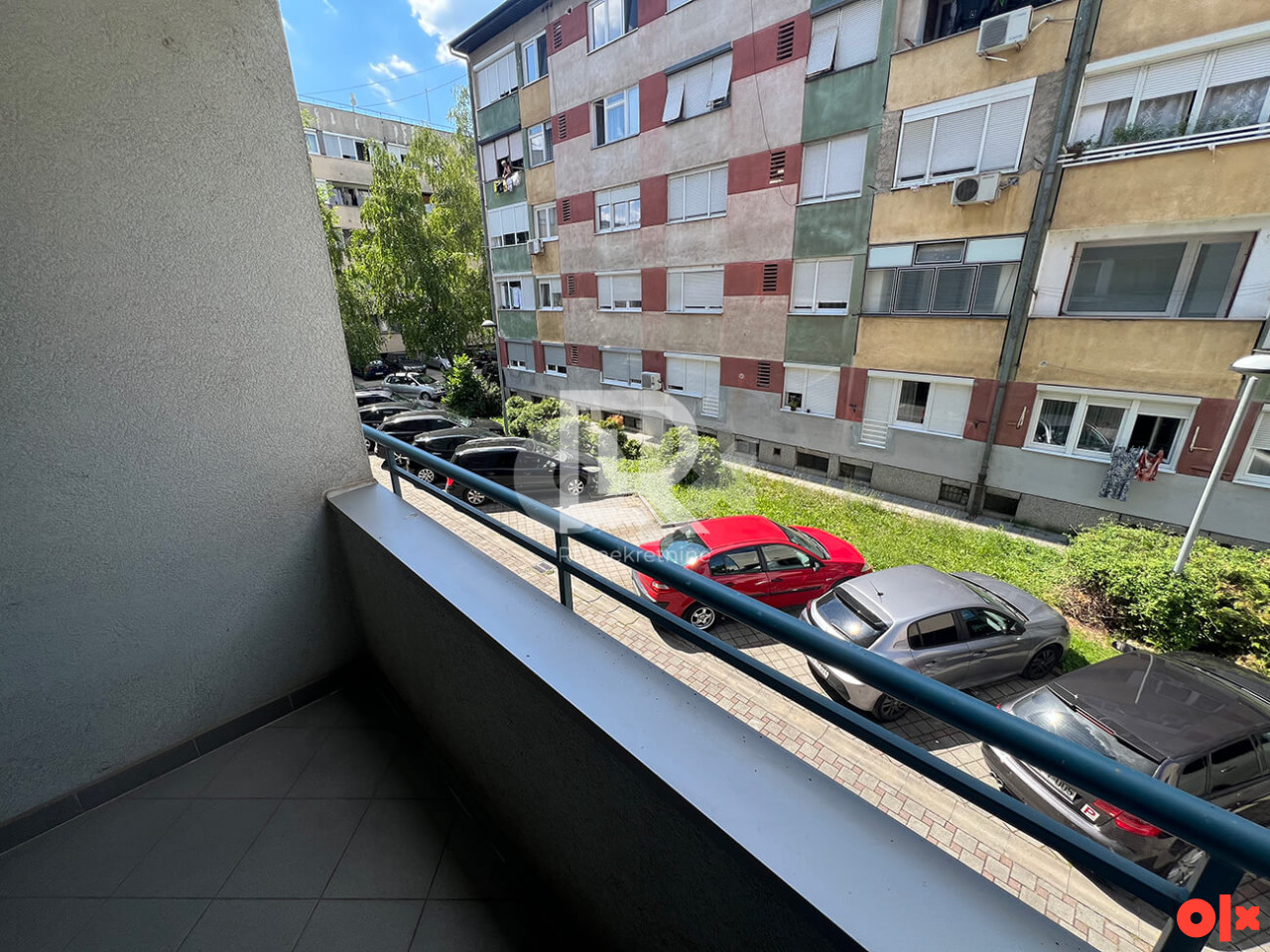 Iznajmljuje se trosoban stan 63 m2, sa garažom, Obilićevo 11