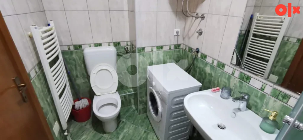 Izdaje se jednosoban stan u blizini OŠ Branko Radičević 6