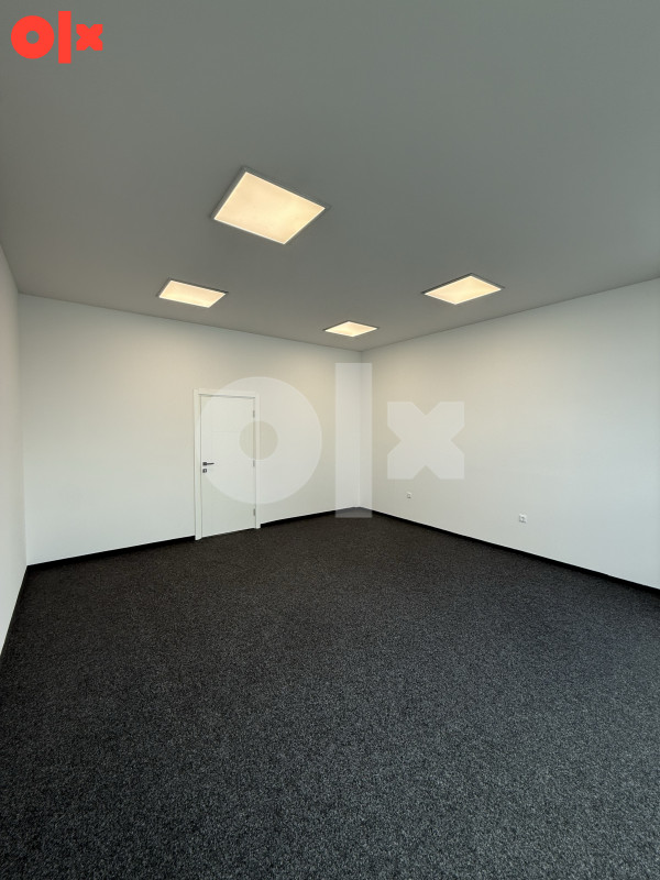 Poslovni prostor Bulevar 45m2 3