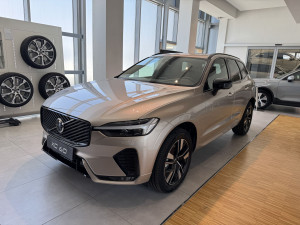 Volvo XC60 B5(P) AWD A Plus DARK MY27