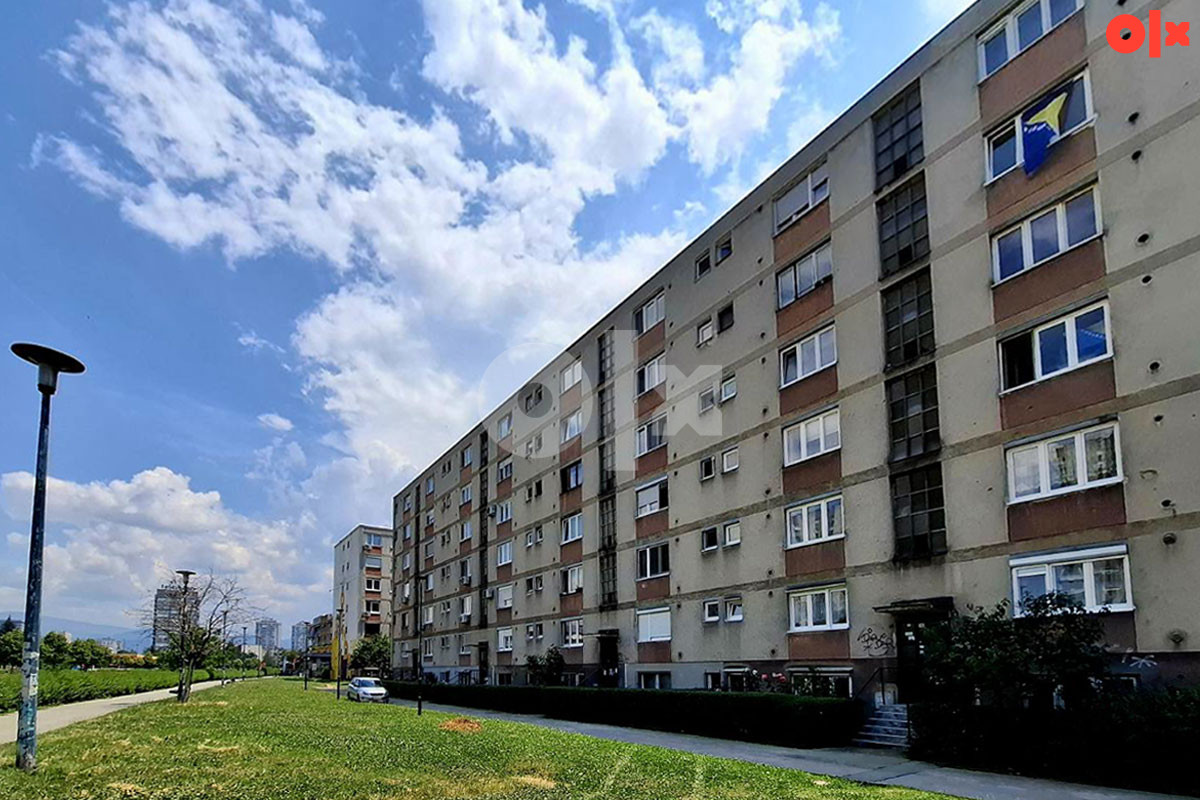 B.D. prodaje: Dvosoban stan, Otoka