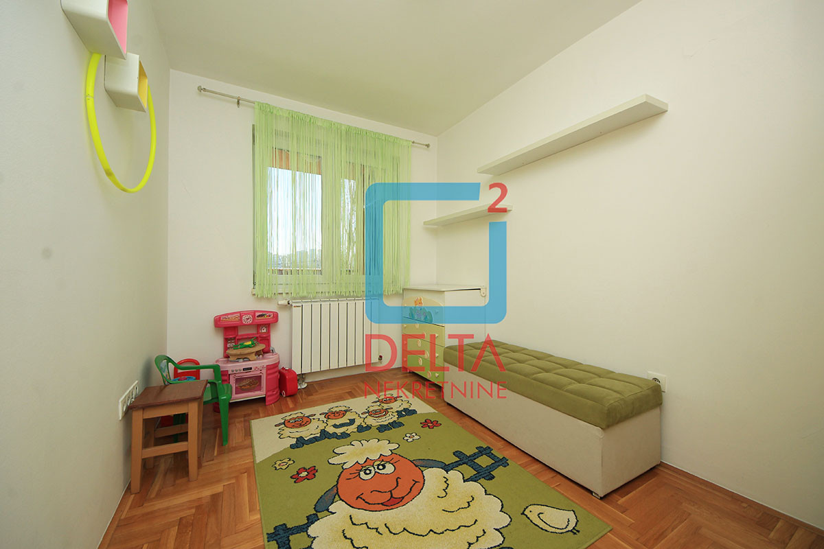 Namješten četverosoban stan / 80m2 / 1.sprat / Stup / Ilidža 9