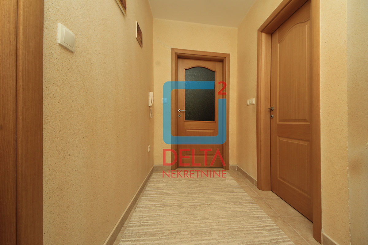 Namješten četverosoban stan / 80m2 / 1.sprat / Stup / Ilidža 12