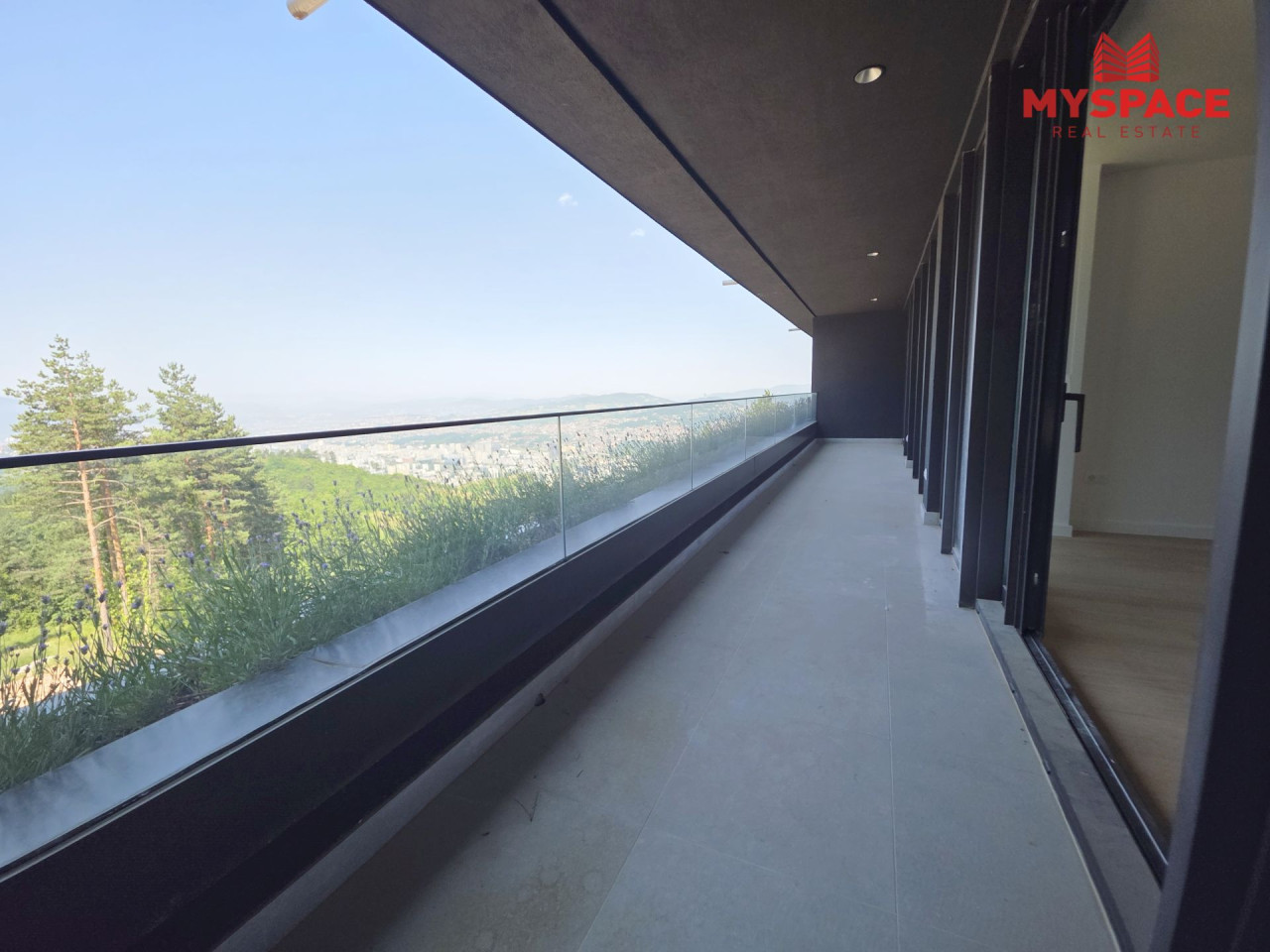 MY SPACE/LUX STAN SA GARAZOM/Trebevic/ ROOF GARDENS/116m2 6