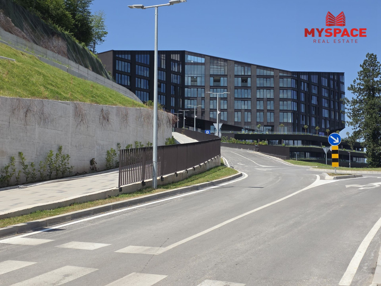 MY SPACE/LUX STAN SA GARAZOM/Trebevic/ ROOF GARDENS/116m2 16