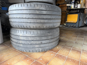 Prodajem 2 gume 225/40/19 Goodyear 100km