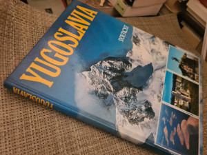 Yugoslavia / Jugoslavija, monografija (na engleskom)