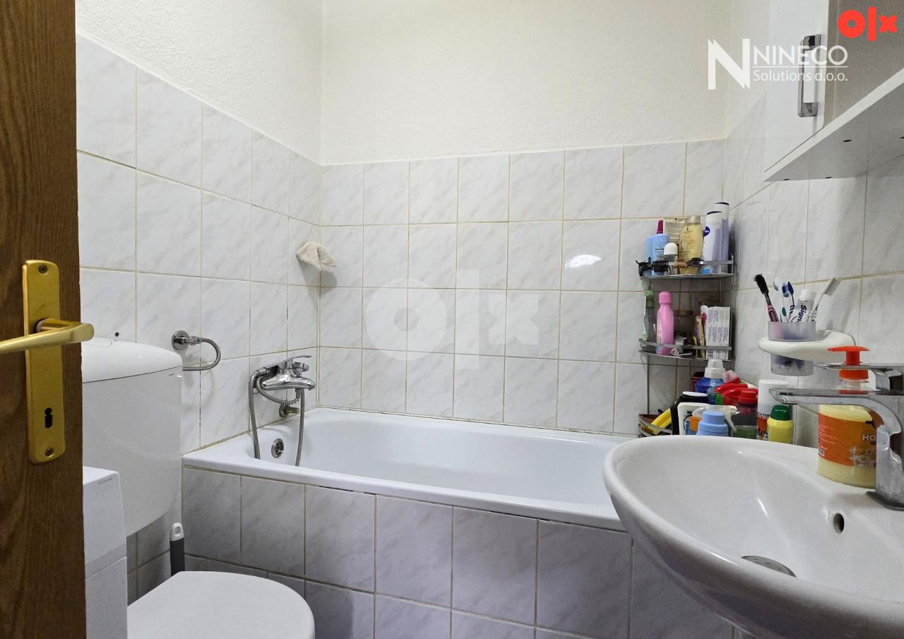 KUĆA - LAKTAŠI - 82 m2 12