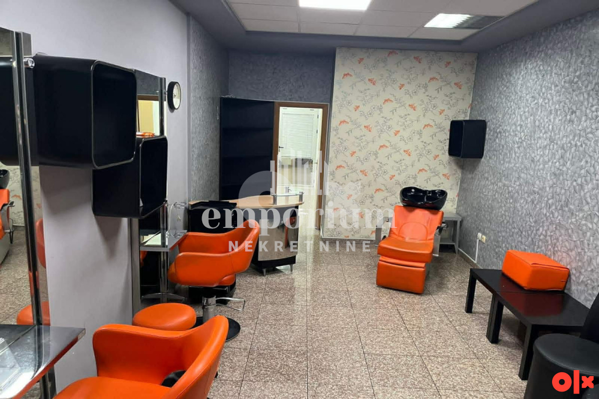 Kompletno opremljen frizerski salon od 37 m2 u centru ID:227/ENL 2