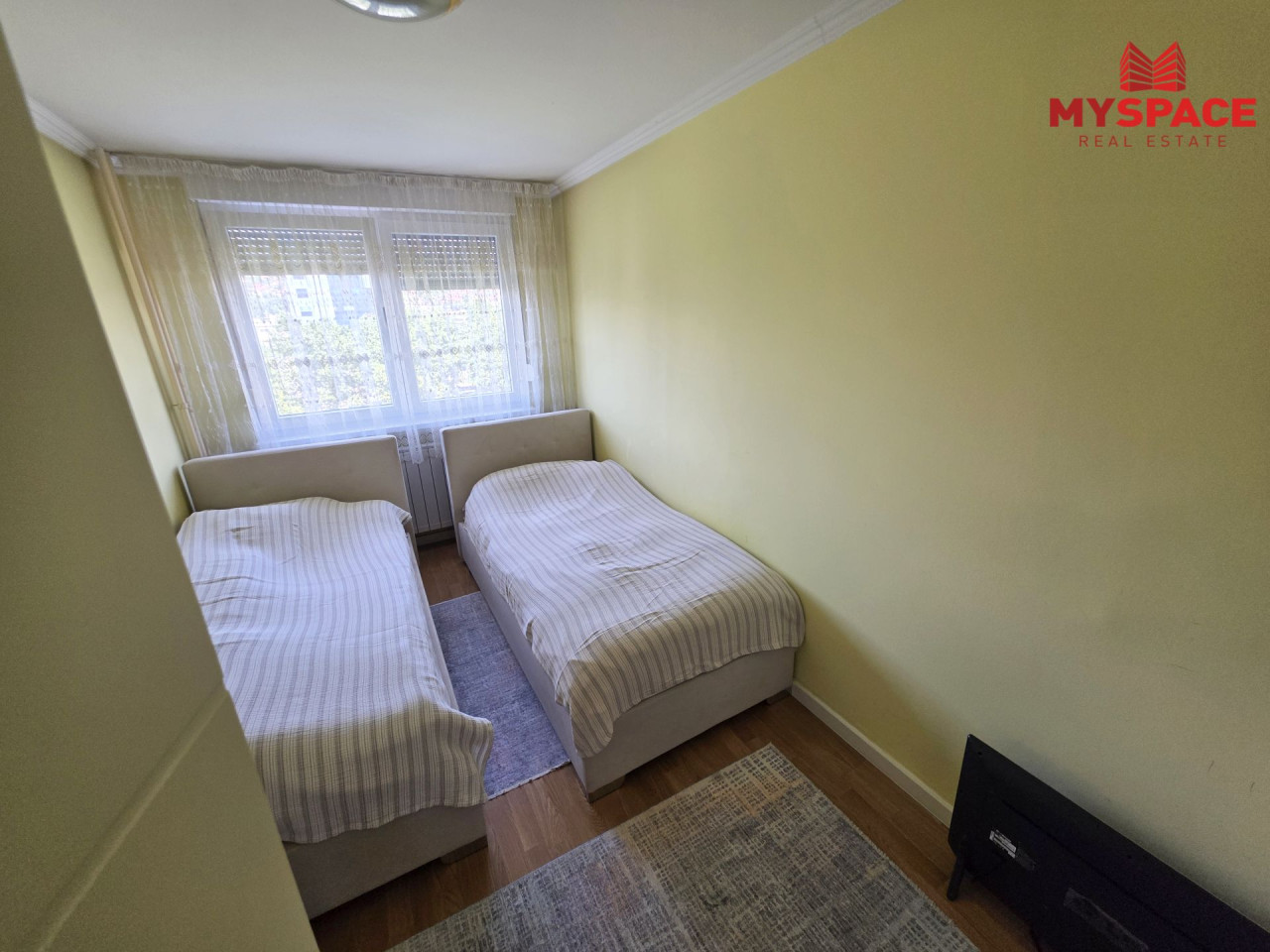 MY SPACE/ Trosoban renoviran stan/ Alipašino polje/ 70m2 16