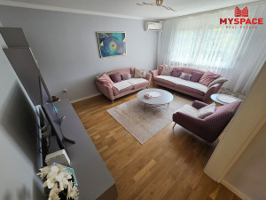 MY SPACE/ Trosoban renoviran stan/ Alipašino polje/ 70m2