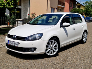 Volkswagen Golf 1.6 TDI *Highline*