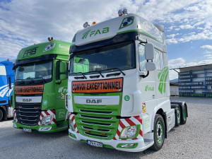 DAF XF510 6x2 tegljac 2komada