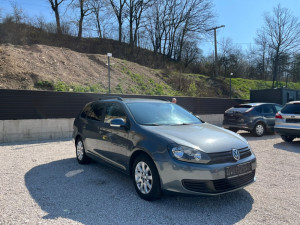 VOLKSWAGEN GOLF 1.6 TDI 2013g NAVI ALU FELGE