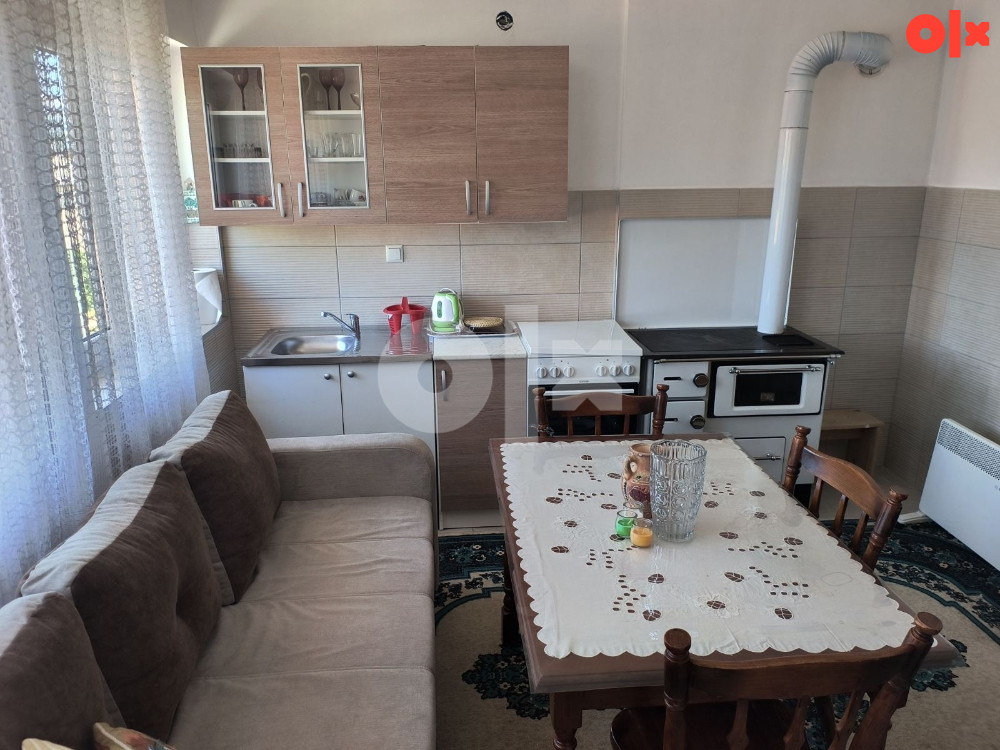 Stanovi i apartmani Bosansko Grahovo 2