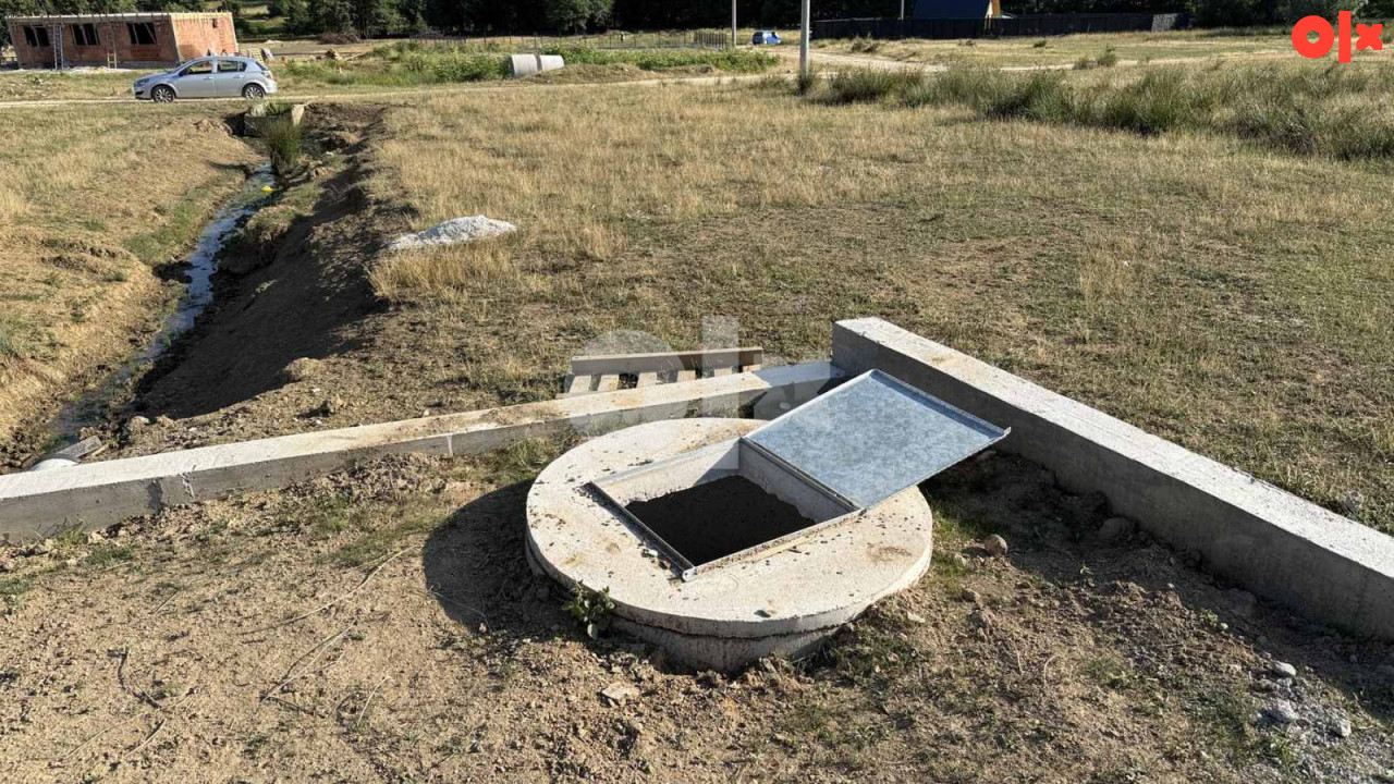 Građevinsko zemljište 571 m2 Bare Hadžići 4