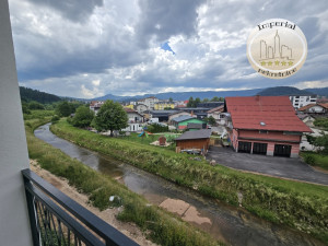 Stan Pale 48,49m2, drugi sprat, pogled na Pale photo 2