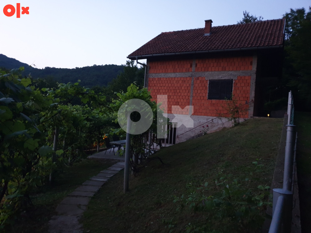 Aprtman Marić Sobe Podorugla bb Previle Mrkonjic Grad 066/833-519 10
