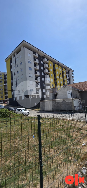 NOV, ČETVOROSOBAN STAN, 90m2 3
