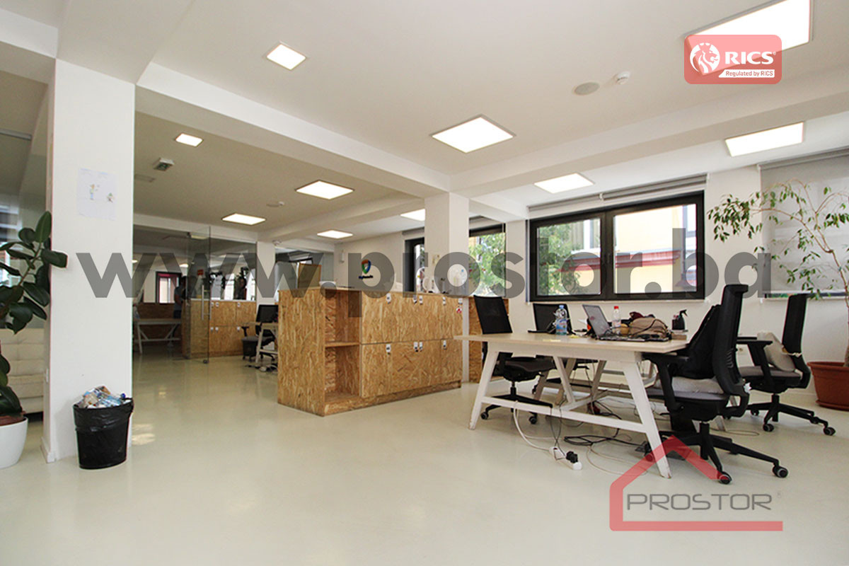PROSTOR izdaje: Poslovni prostor, 227m2. Skenderija