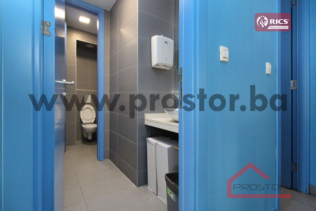 PROSTOR izdaje: Poslovni prostor, 227m2. Skenderija 16