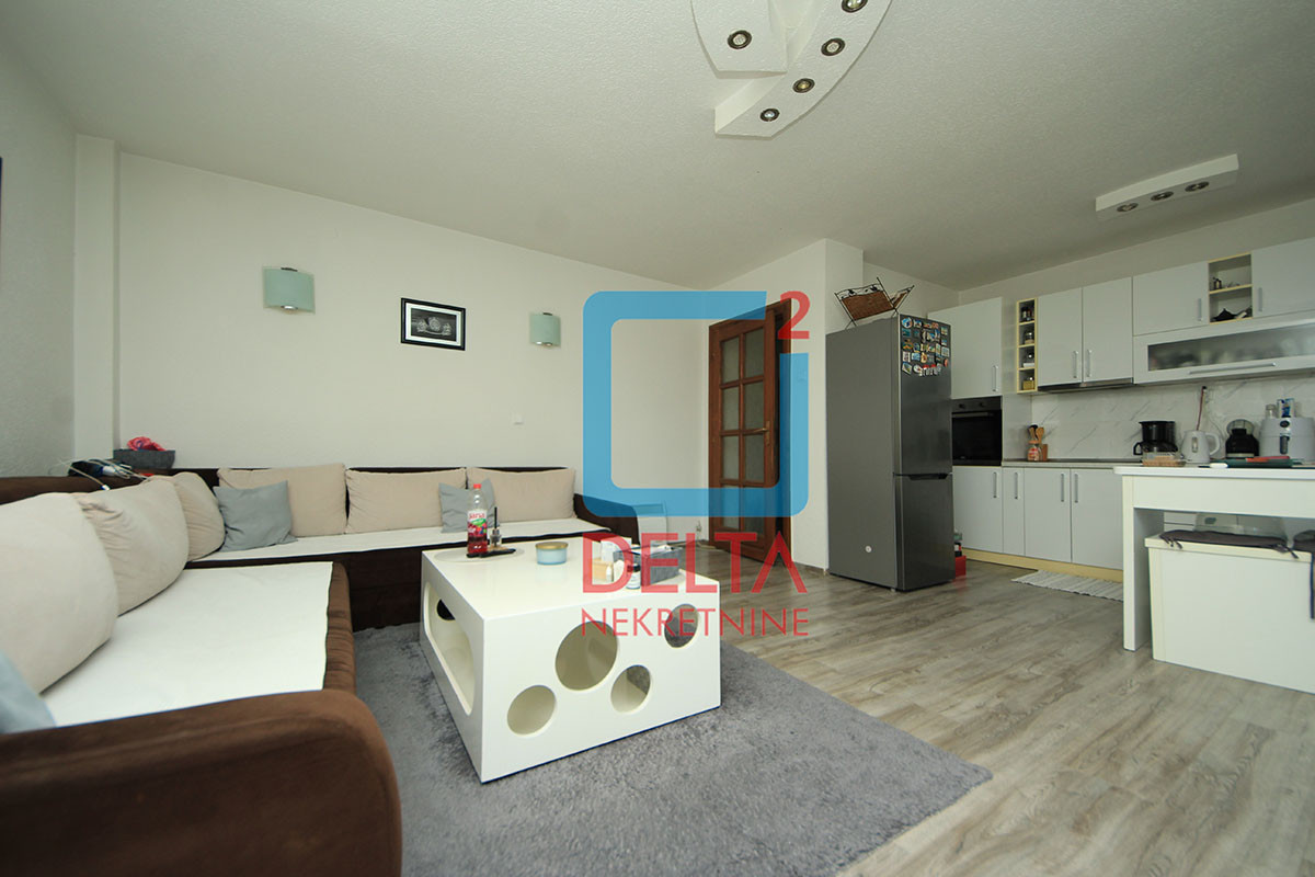 Namješten dvosoban stan / 67m2 / Kovačići / Grbavica photo 3