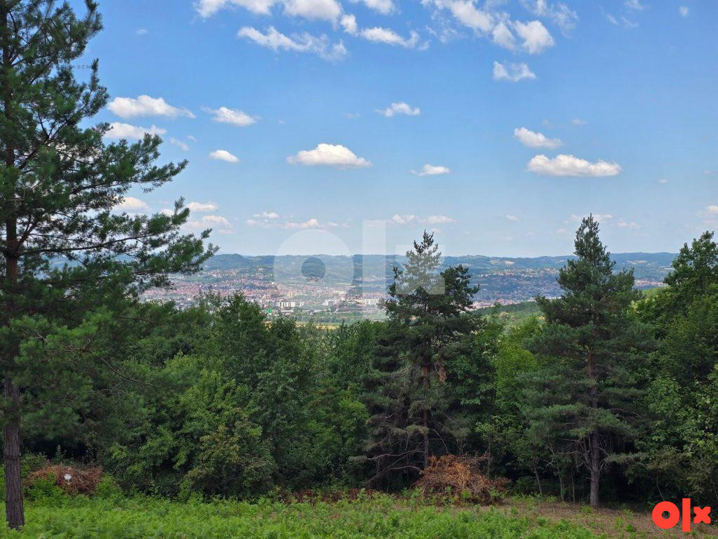 Plac od 1000m2 sa pogledom - KRČMARICE 8