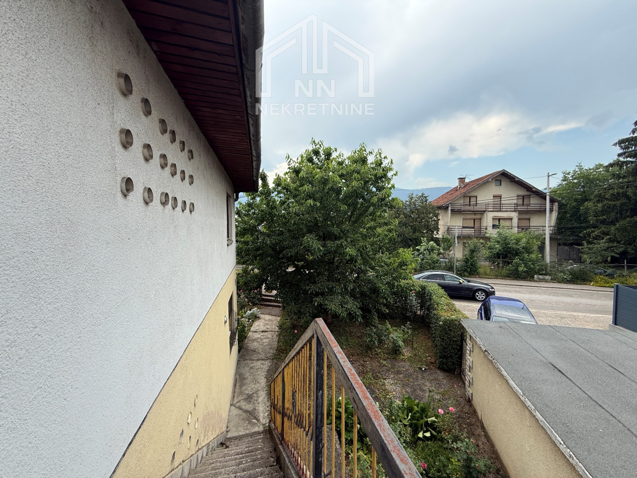 NN Nekretnine : Kuća sa dvorištem i garažom - Butmir - Ilidža 20