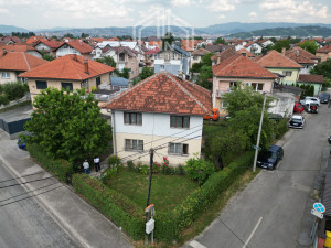 NN Nekretnine : Kuća sa dvorištem i garažom - Butmir - Ilidža