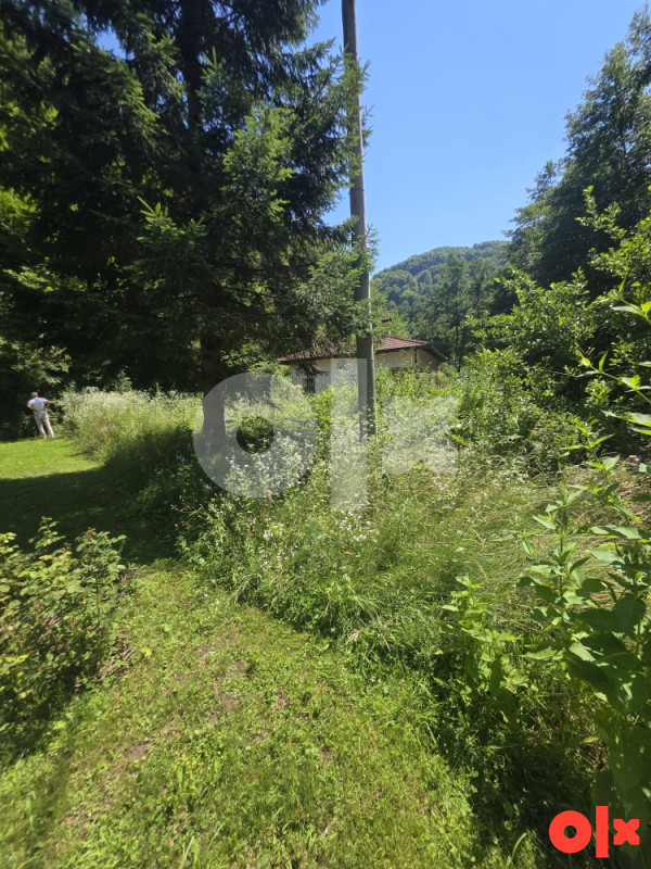 Zemljište Hadžići ( Gunjani ) 137m2 3