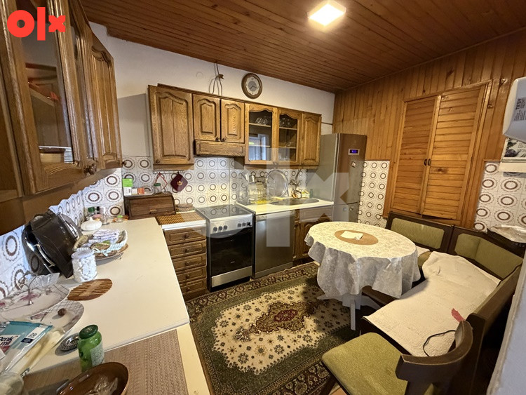 Kuća sa dvorištem, Čadoržina, Stari Grad 12