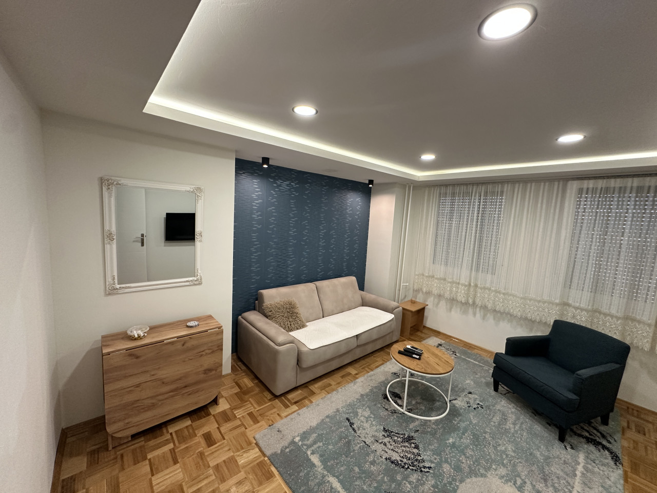 Kompletno renoviran dvosoban stan - 40 m2 2