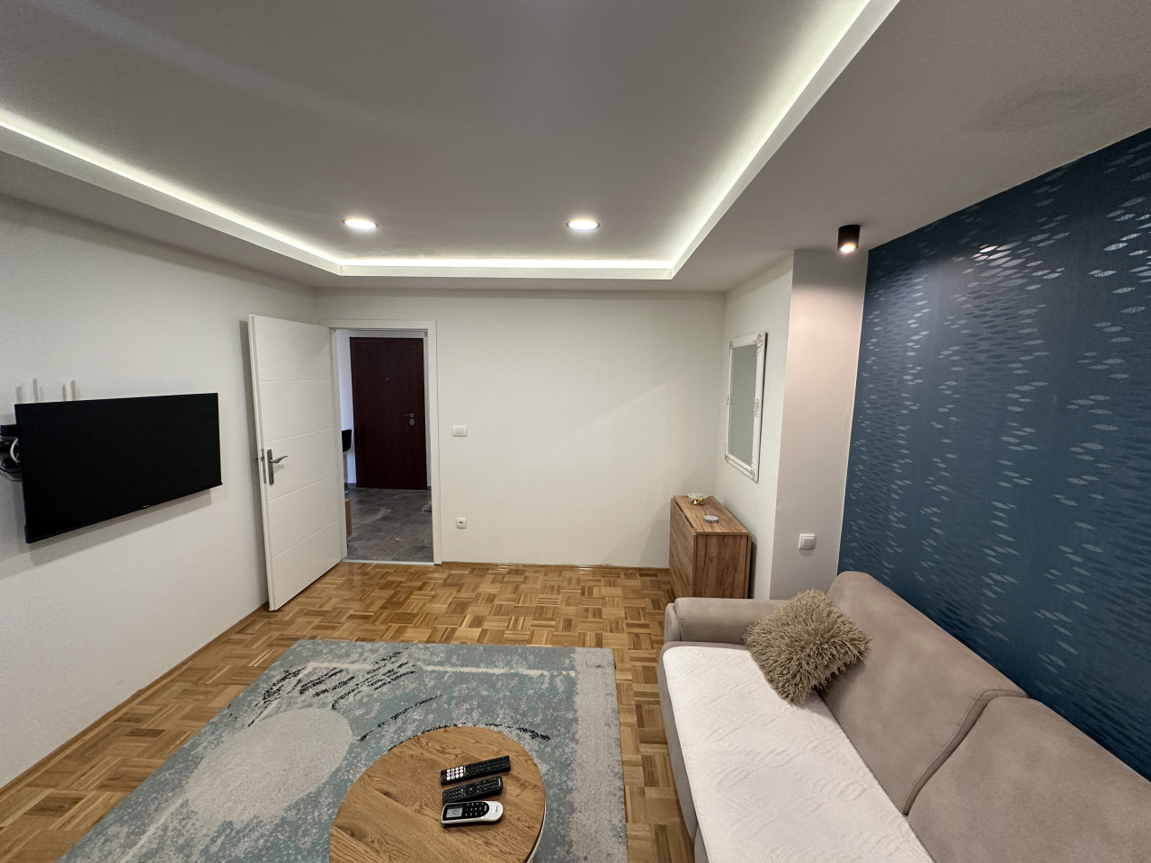 Kompletno renoviran dvosoban stan - 40 m2 6