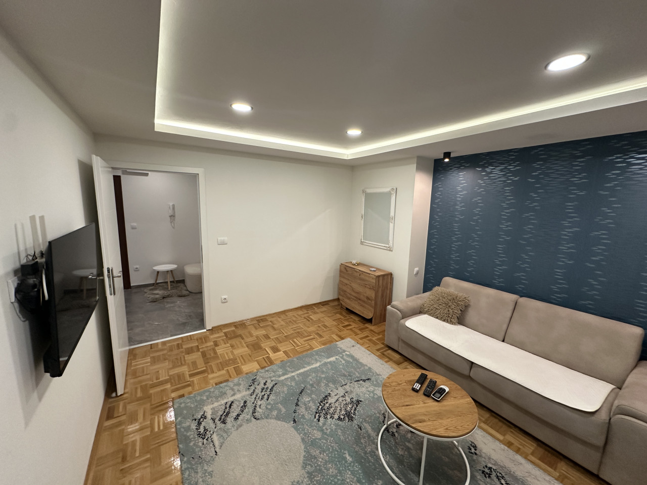 Kompletno renoviran dvosoban stan - 40 m2 8