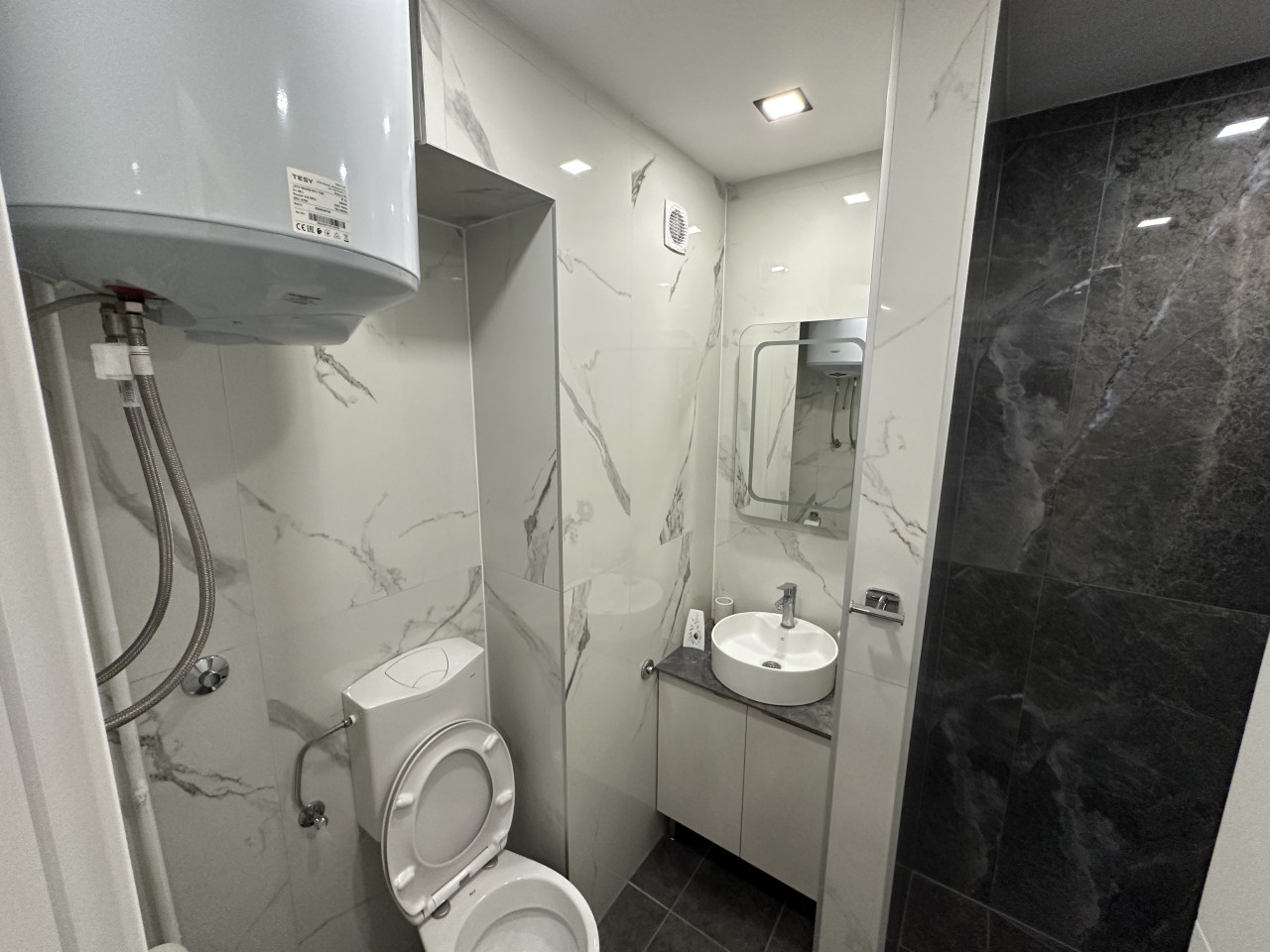 Kompletno renoviran dvosoban stan - 40 m2 10