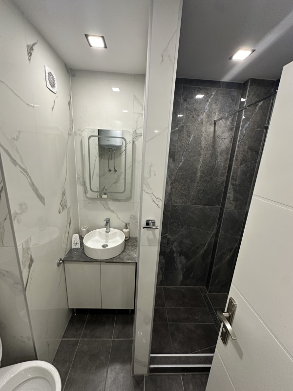 Kompletno renoviran dvosoban stan - 40 m2 11