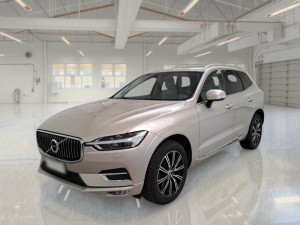 VOLVO XC60 2.0 B4 4x4 "Inscription" Crystal Kamera Keyless Koža
