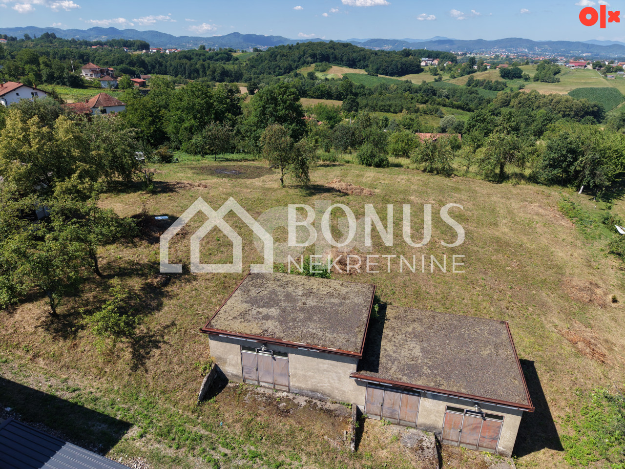 Zemljište sa vikendicom i tri garažna mjesta, Rosulje - Tešanj 16