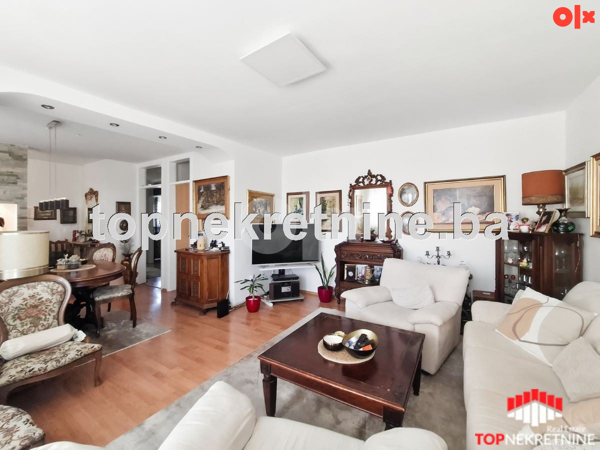 Trosoban stan od 74m2 sa balkonom na Dobrinji 3 photo 2