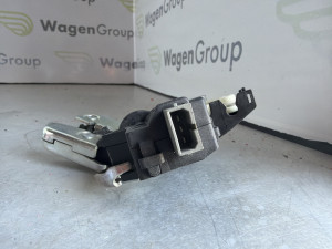 Brava gepeka Audi A4 B8 (fotografija 3)
