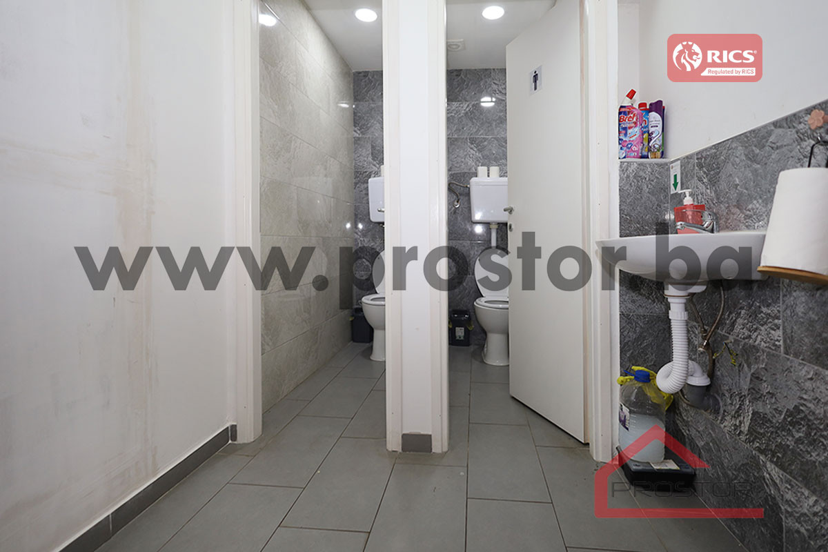 PROSTOR izdaje: Poslovni prostor, Podlugovi 11