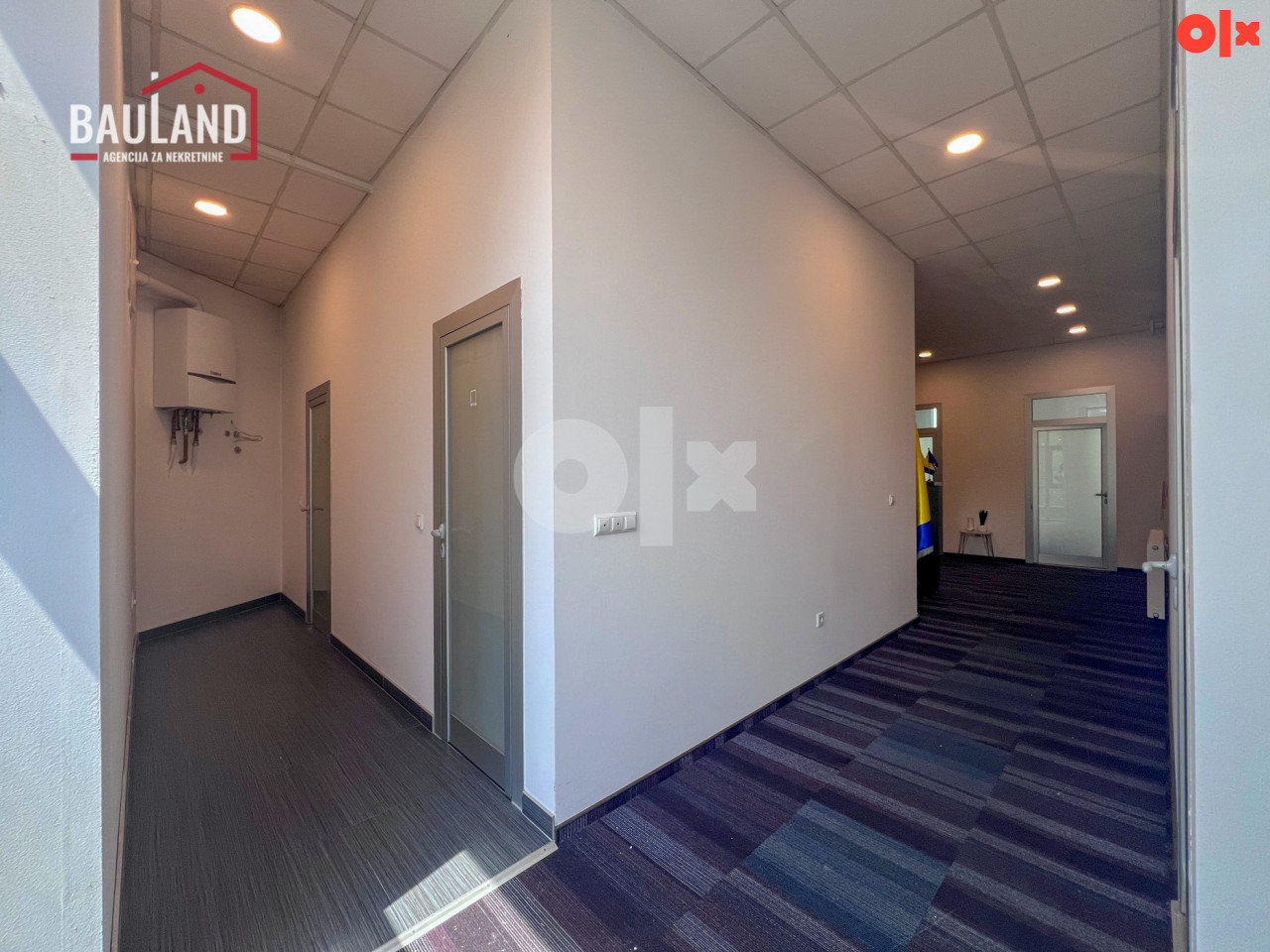Poslovni prostor površine 200m2 u centru Ilidže 15
