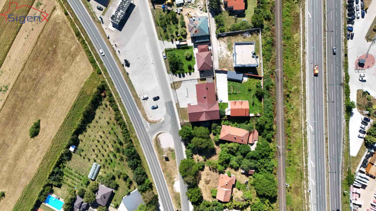 SIGENX izdaje/ Poslovni objekat - Plandište / 3 Etaže/ Adaptiran 22