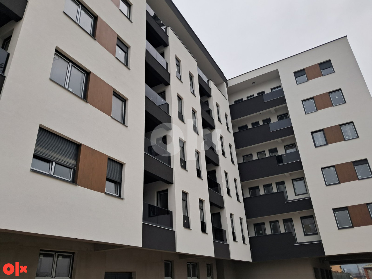 USKORO useljiv trosoban stan Lazarevo Banja Luka 70m2