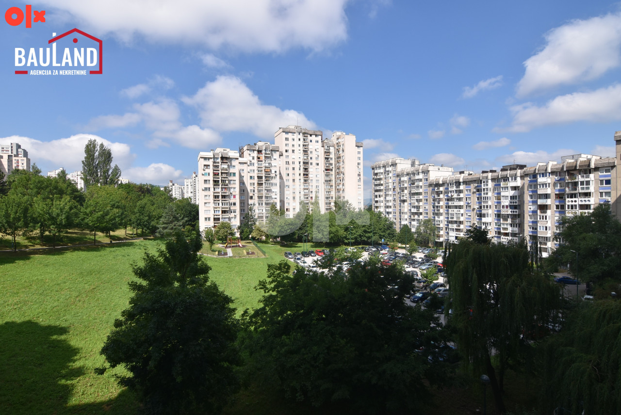 Trosoban stan, 57m2, 4-ti sprat/Alipašino polje A faza, Novi Grad 21